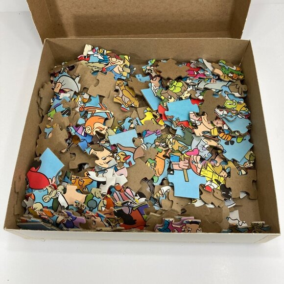 VTG 1981 Looney Tunes Fantasy Puzzle 300 Extra Large Pieces by Whitman COMPLETE - Picture 2 of 6